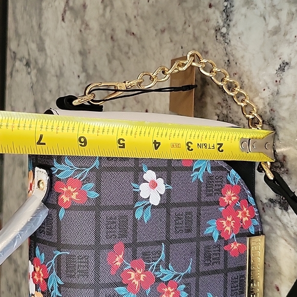 Steve Madden Crossbody Blk Floral Clutch NWT! - Picture 10 of 10